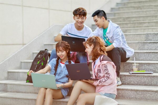 mua laptop trả góp cho sinh viên